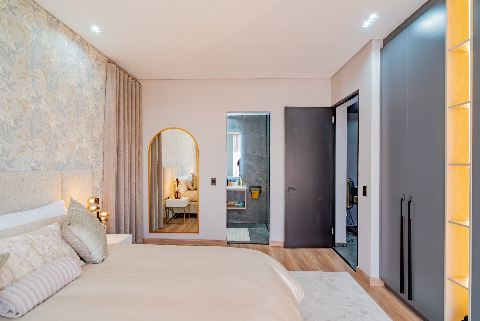 Fully Finished 4 Bed in Hyde Park | Green Belt Views, Manned Boom, Cap SmartGuard