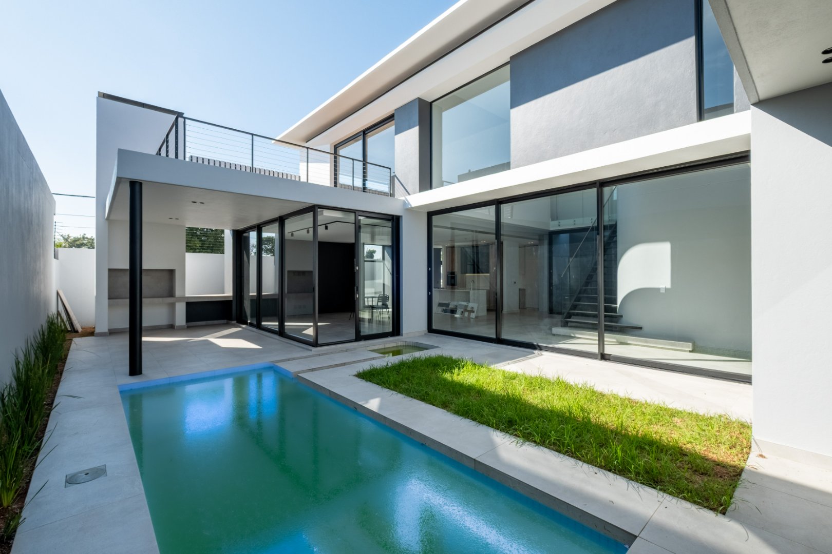 Off-Plan Freehold Luxury in a 24-Hour Boomed Atholl Enclave: Four Final Stands, 12-Month Build