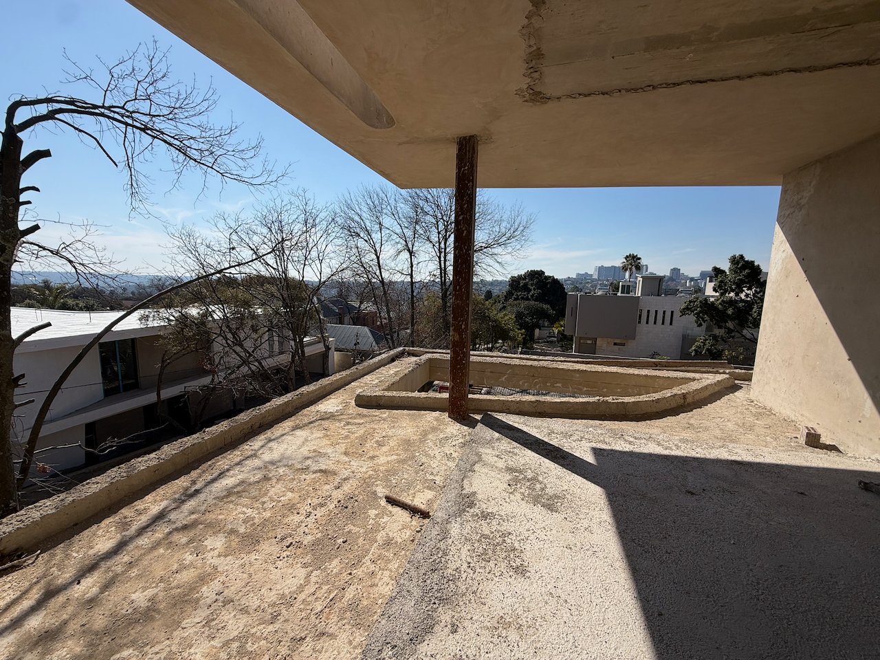 Two Customisable Luxury Clusters in Prestigious Road