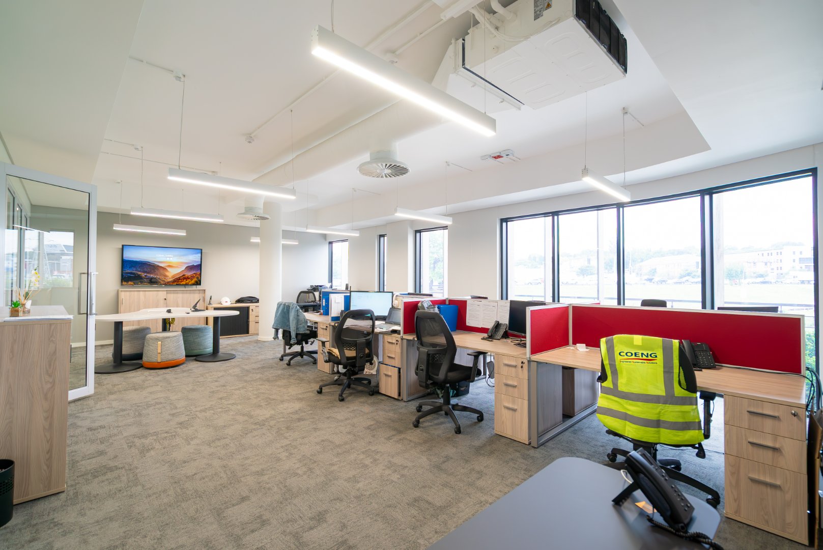 Premium Ground Floor Office To Let | 1,300m² | 105 Corlett Drive, Birnam