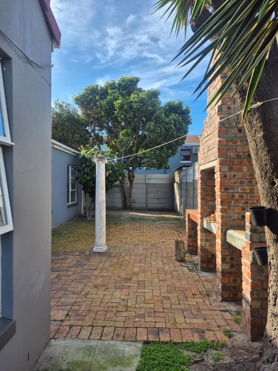 2 Bedroom Home with Additional Living Space