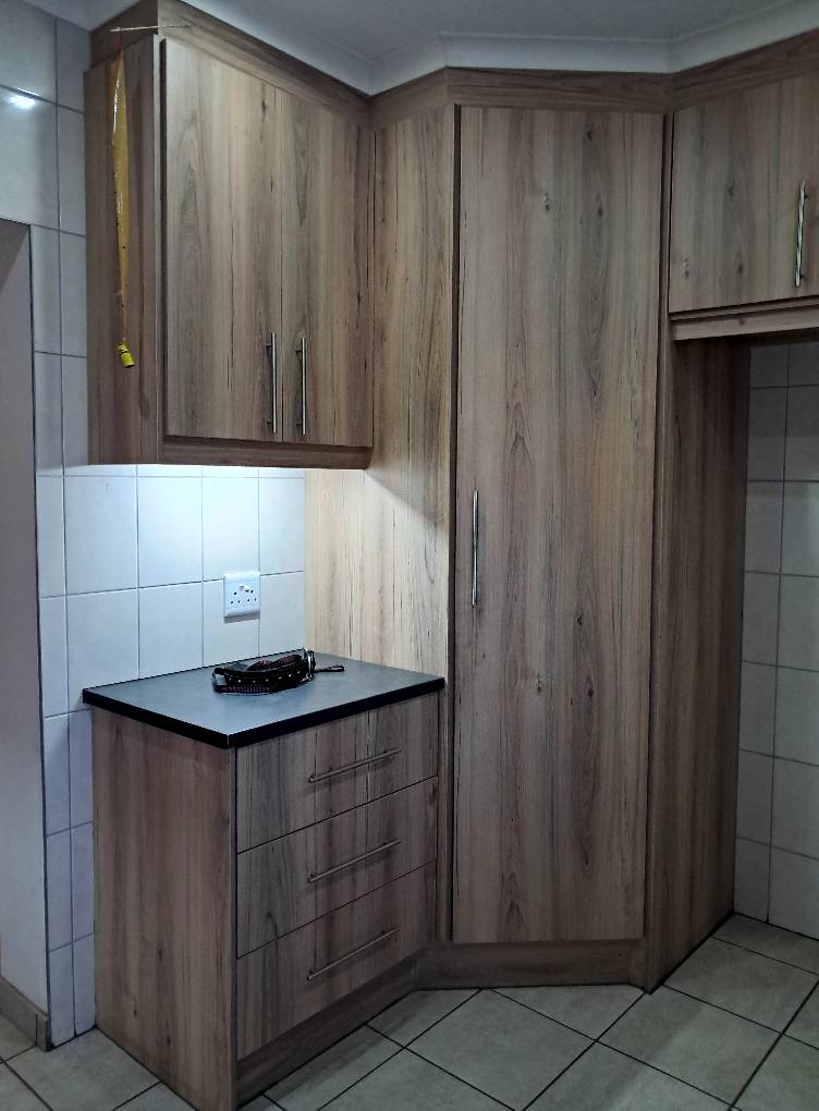KITCHEN IN FLAT