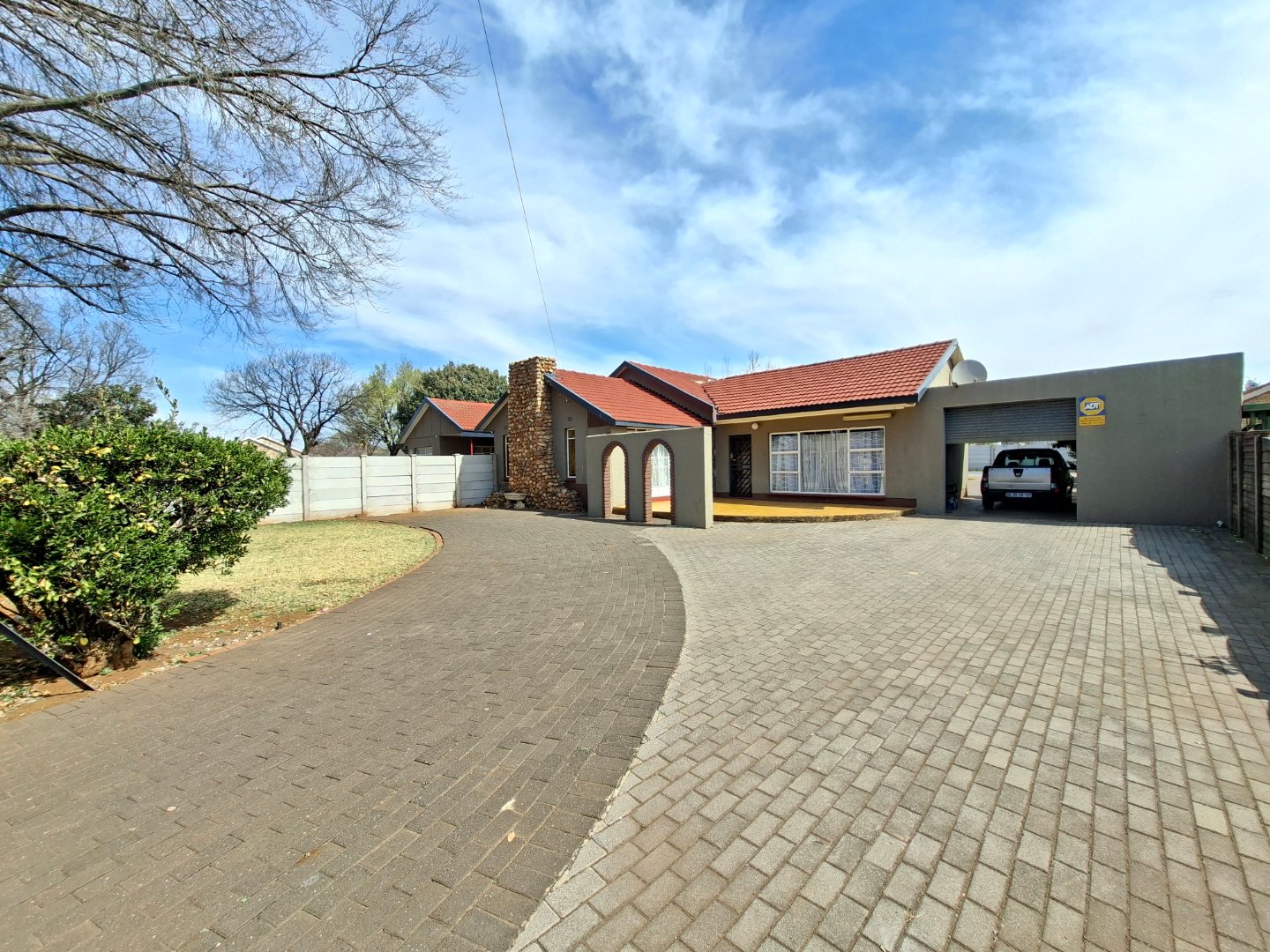 Family home with modern comforts in Meyerton