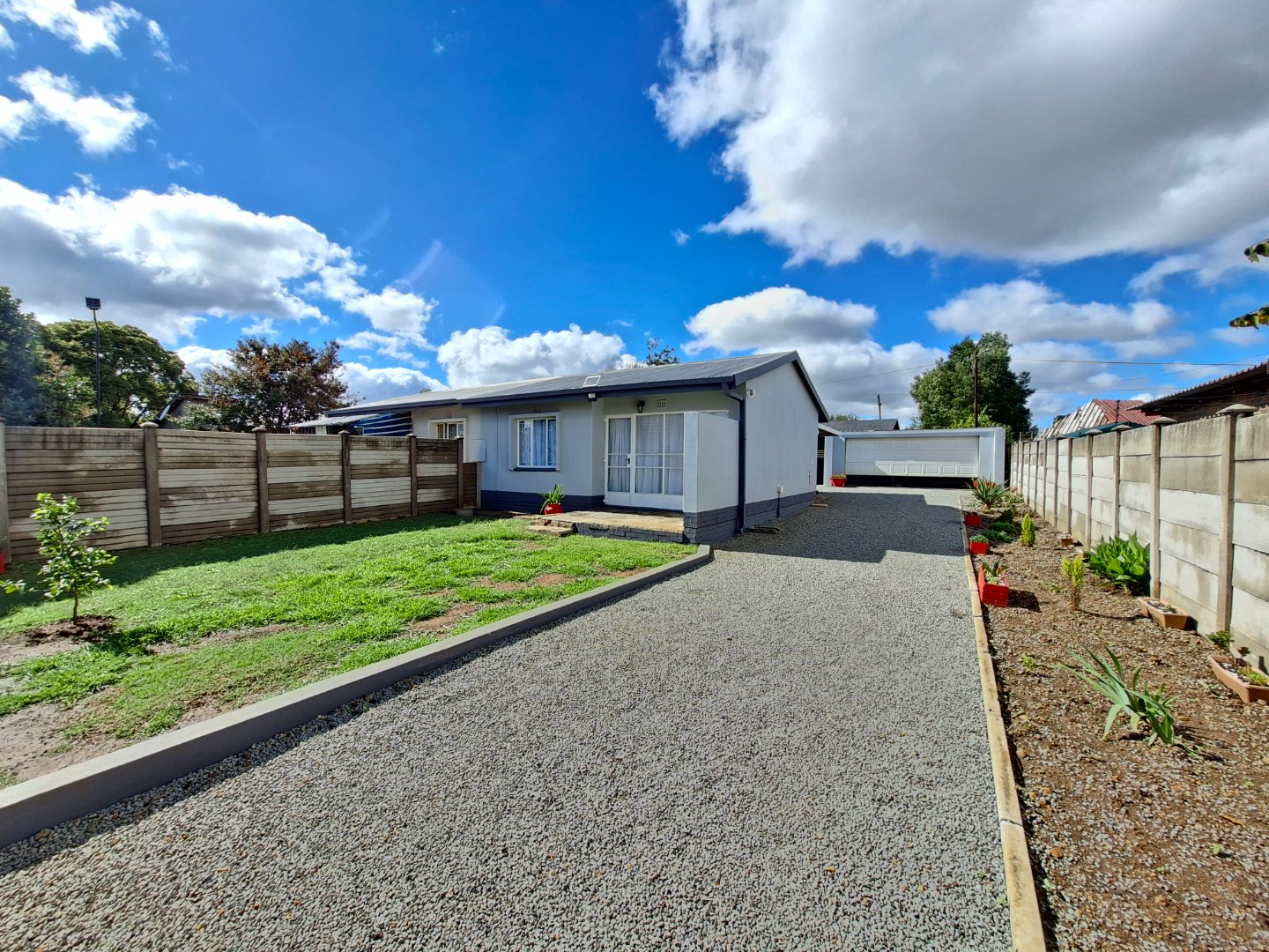 Charming one bedroom haven with fibre and pets welcome