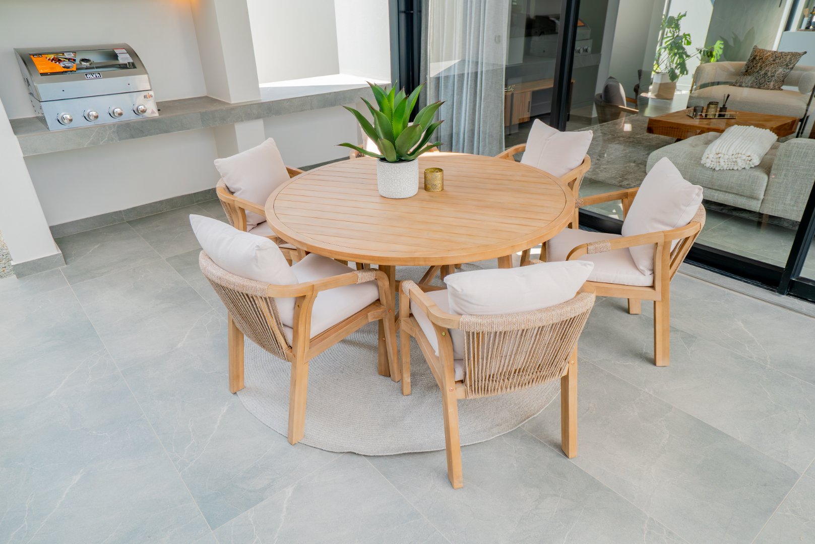 Off-Plan Freehold Luxury in a 24-Hour Boomed Atholl Enclave: Four Final Stands, 12-Month Build