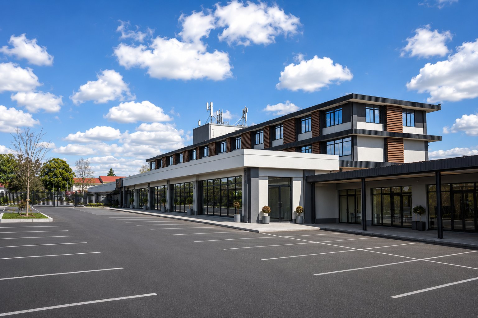 214 m² Ground Floor Retail Space To Let at Wendywood Centre photo 4