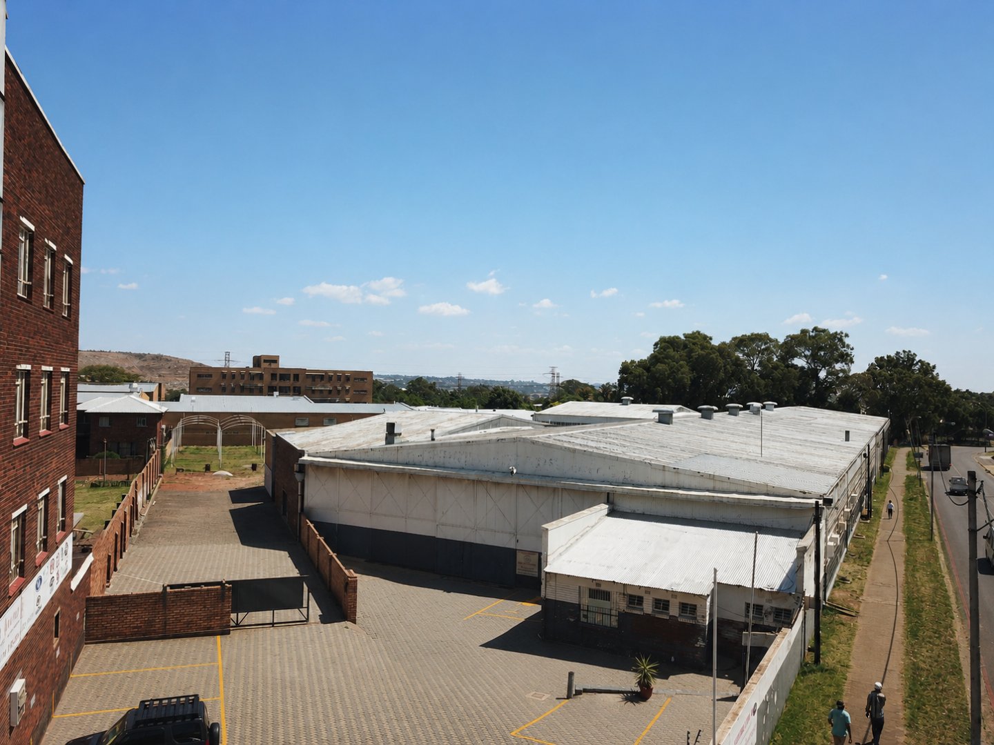1 386 m² Secure Industrial Warehouse to Let at 20 John Street, Selby photo 4