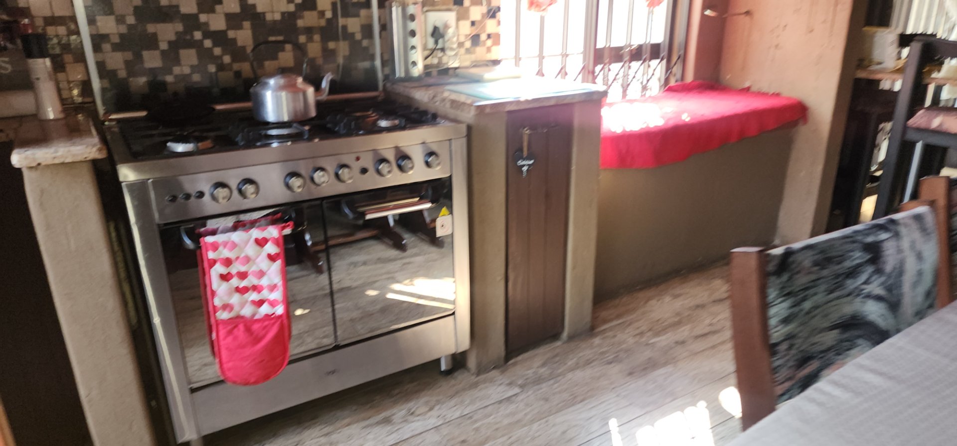 GAS STOVE