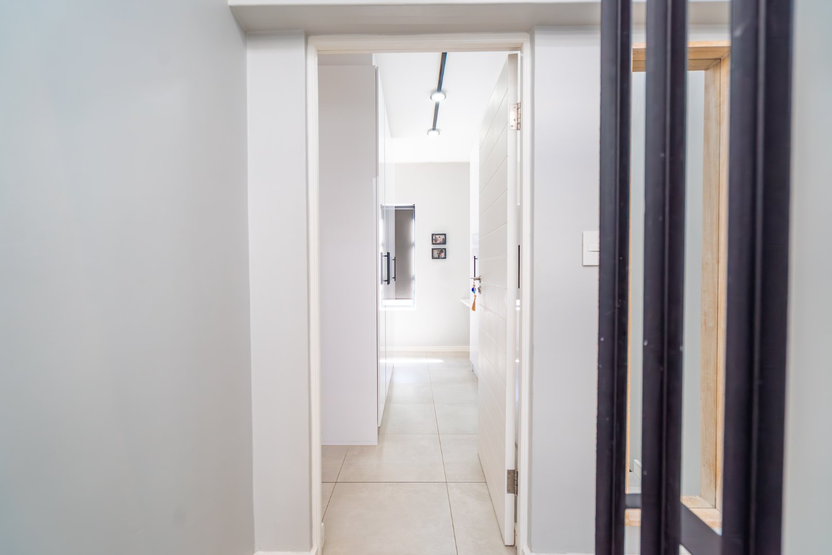 2-Bedroom Duplex with Private Roof Terrace