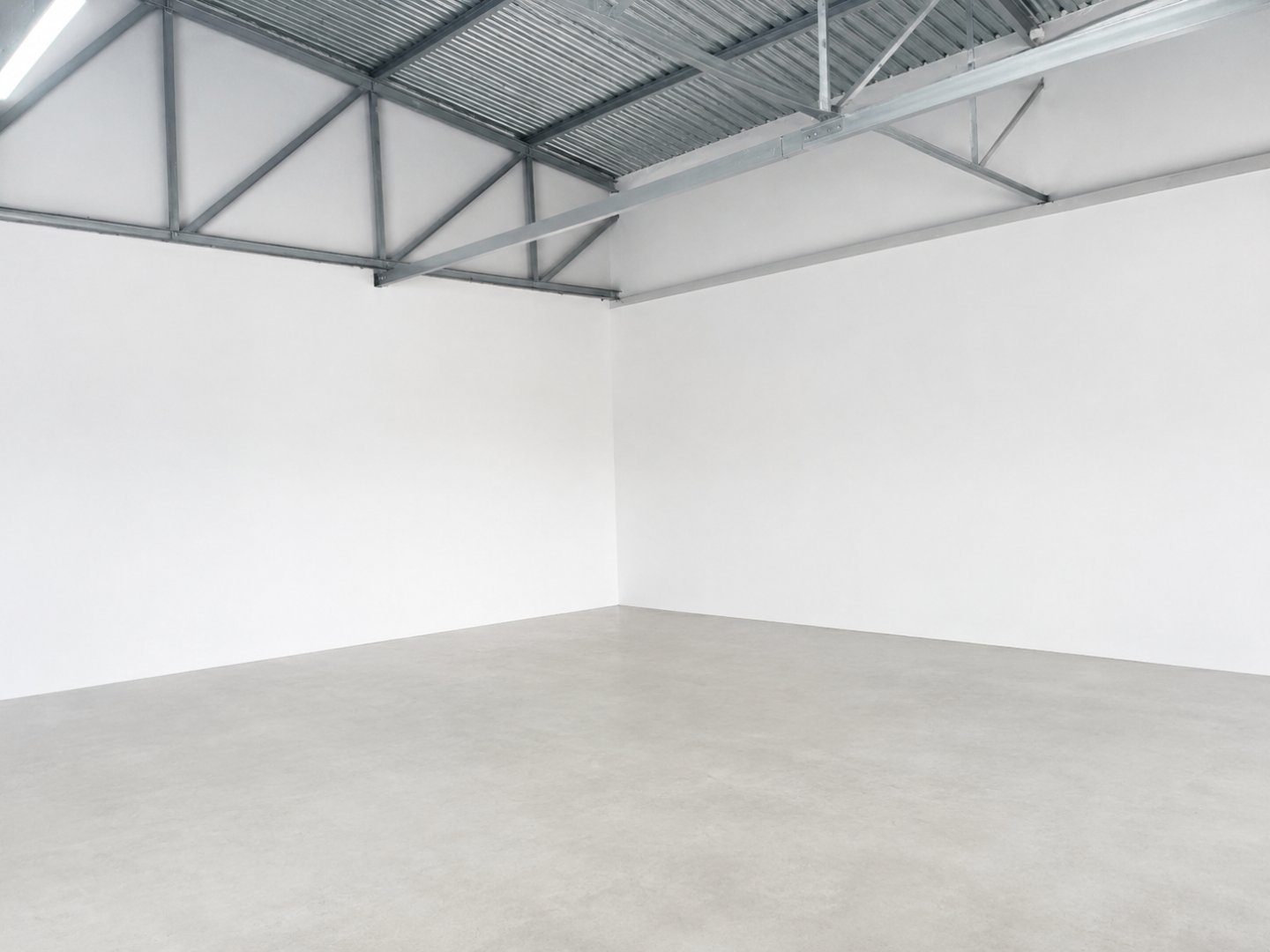 133 m² Retail Shop to Let in Wesbank, Cape Town photo 9