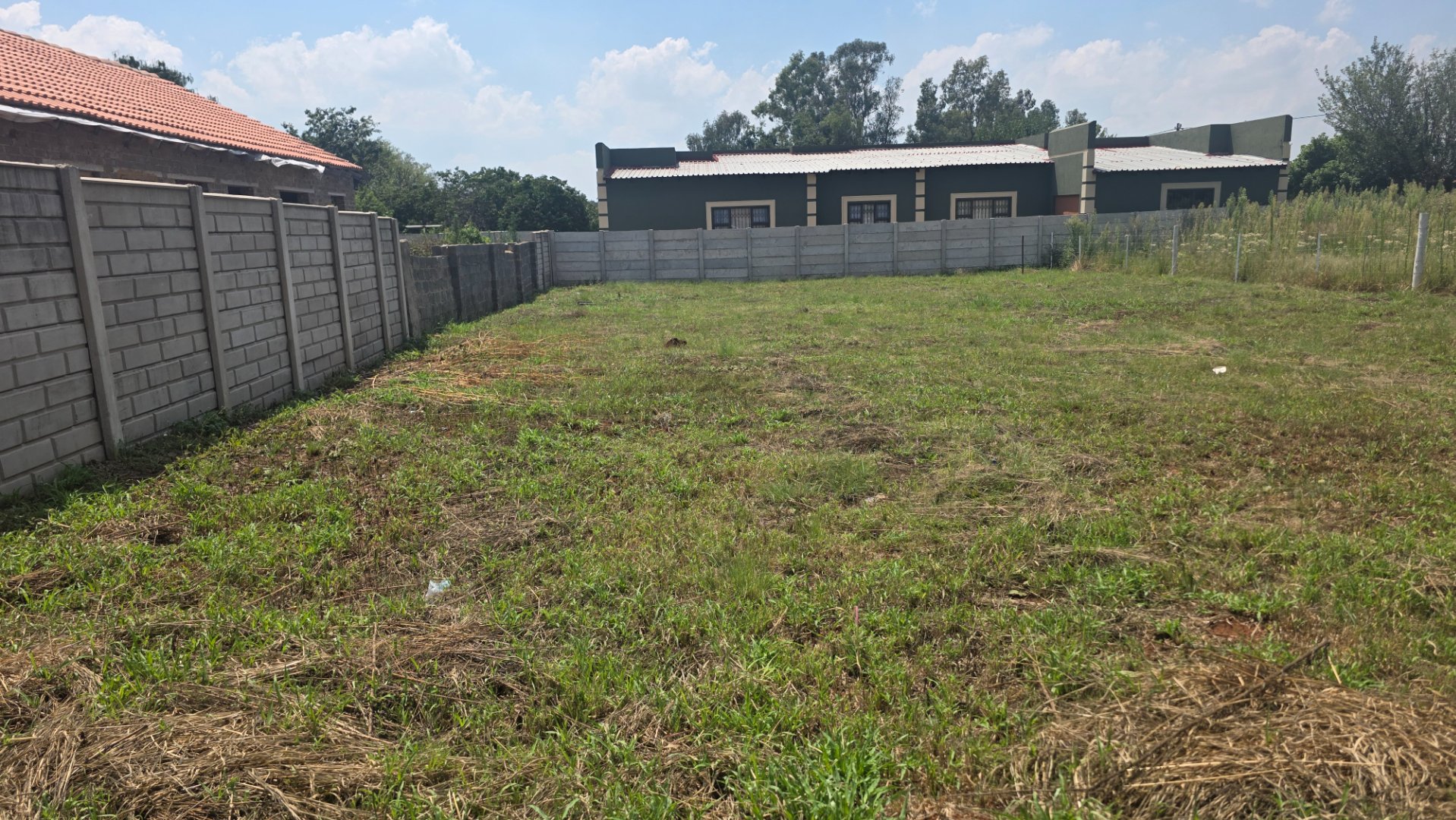 PERFECTLY LOCATED VACANT STAND AVAILABLE FOR DEVELOPMENT