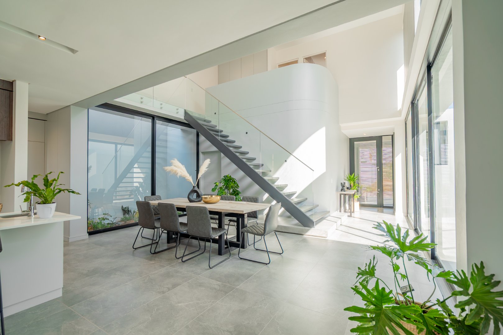 Off-Plan Freehold Luxury in a 24-Hour Boomed Atholl Enclave: Four Final Stands, 12-Month Build