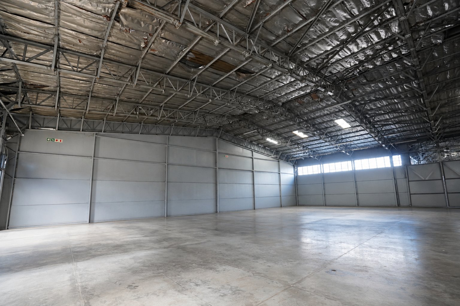 1,036 m² Secure Industrial Warehouse to Let in Selby, Johannesburg photo 12