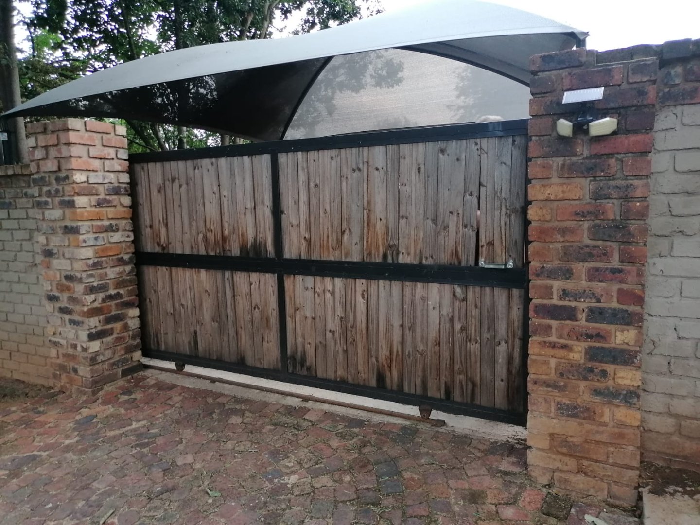 SECOND ENTRANCE TO FLAT 1