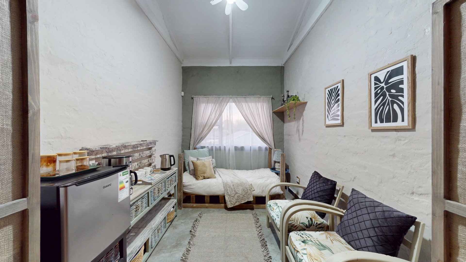 BEDROOM 3/STUDY