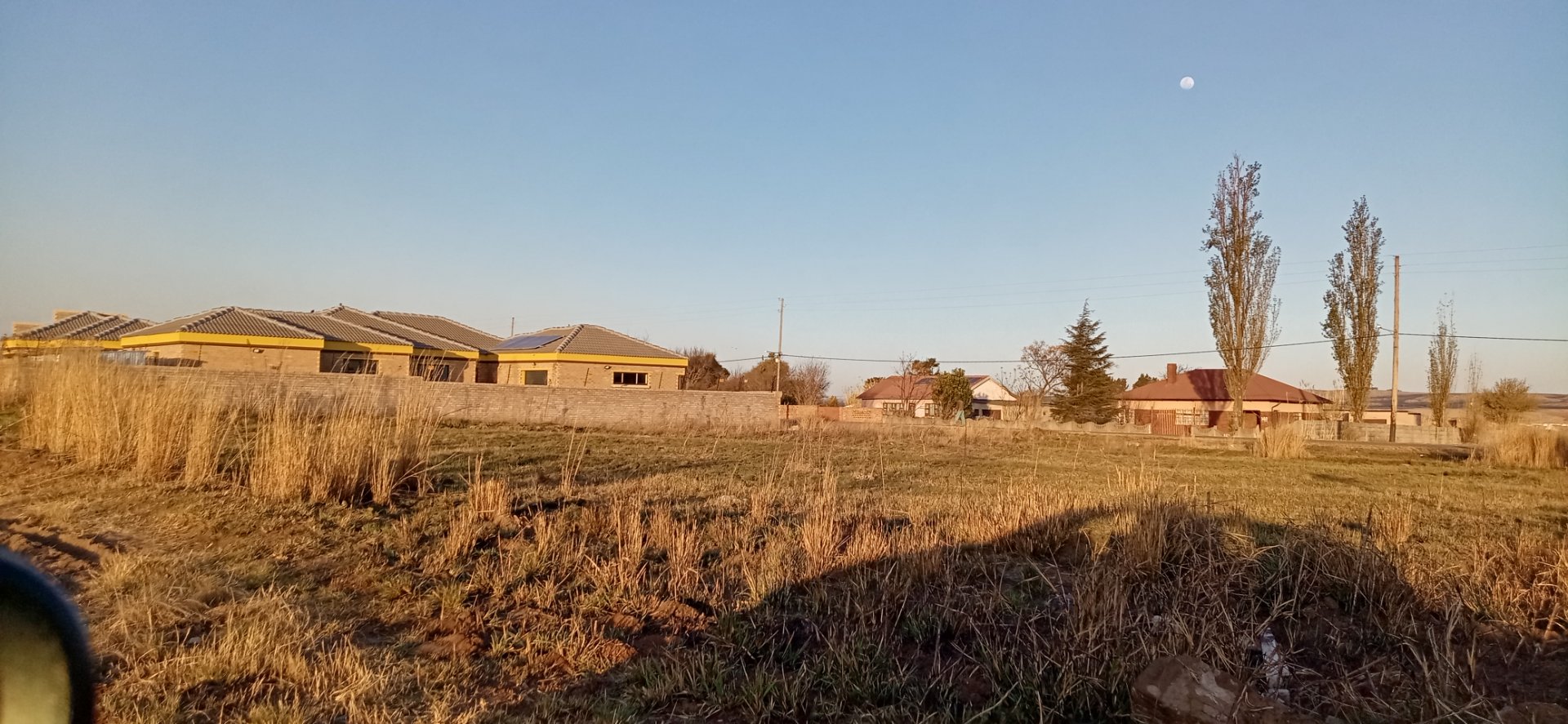 Stand  for sale in Jameson park