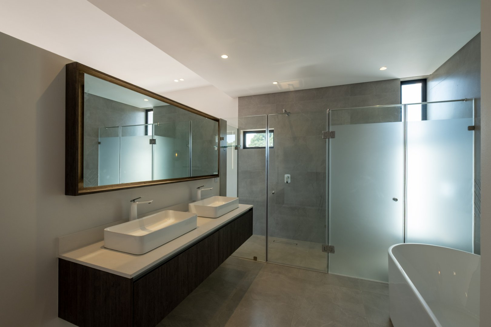 Off-Plan Freehold Luxury in a 24-Hour Boomed Atholl Enclave: Four Final Stands, 12-Month Build