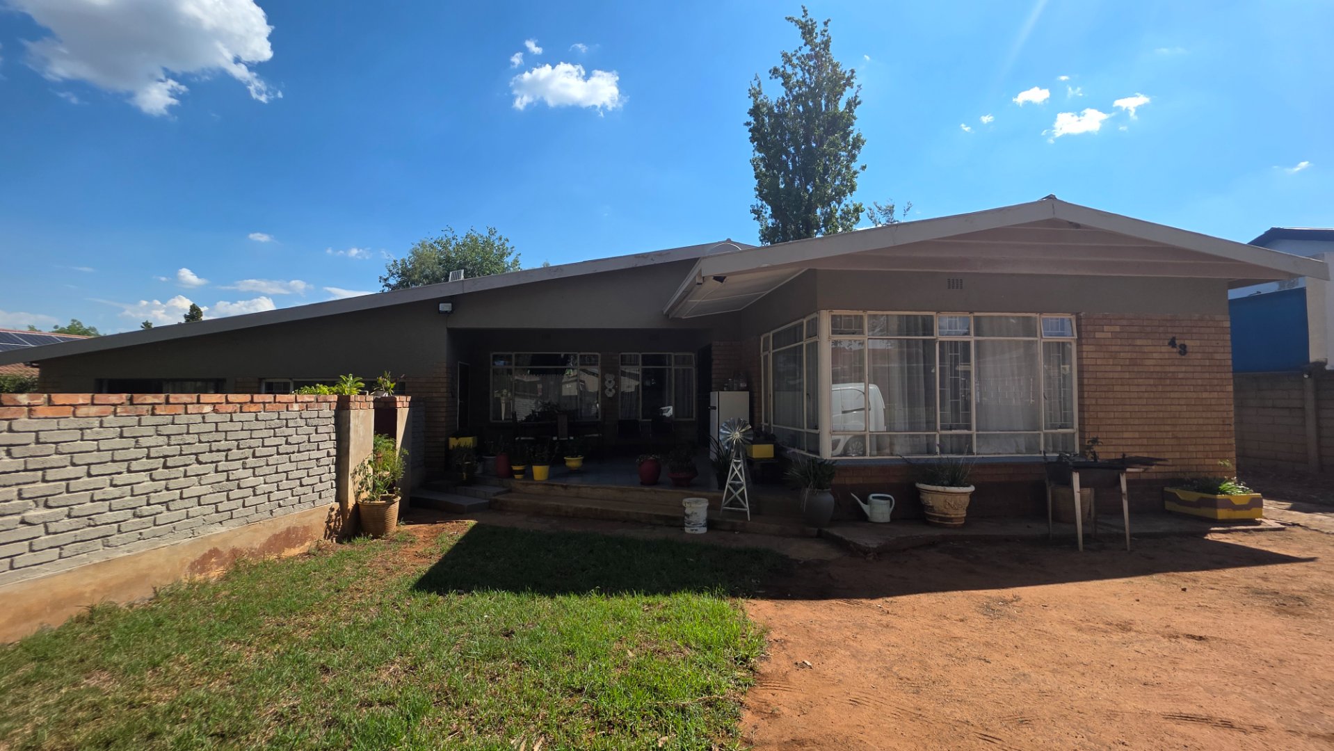 FRONT VIEW MAIN HOUSE