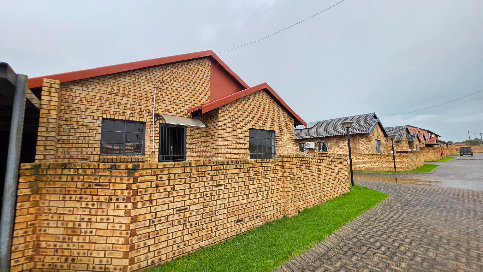 2 Bedroom Townhouse To Rent in Riversdale.