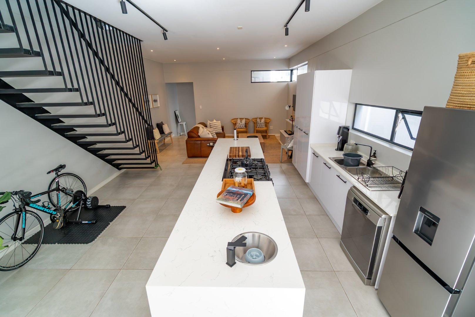 2-Bedroom Duplex with Private Roof Terrace
