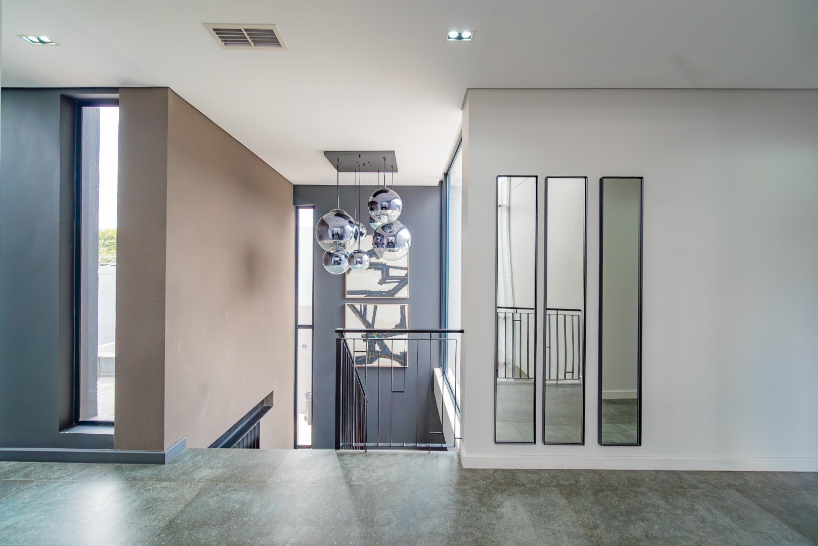 Luxury Cluster Living in an Elite Boomed Enclosure