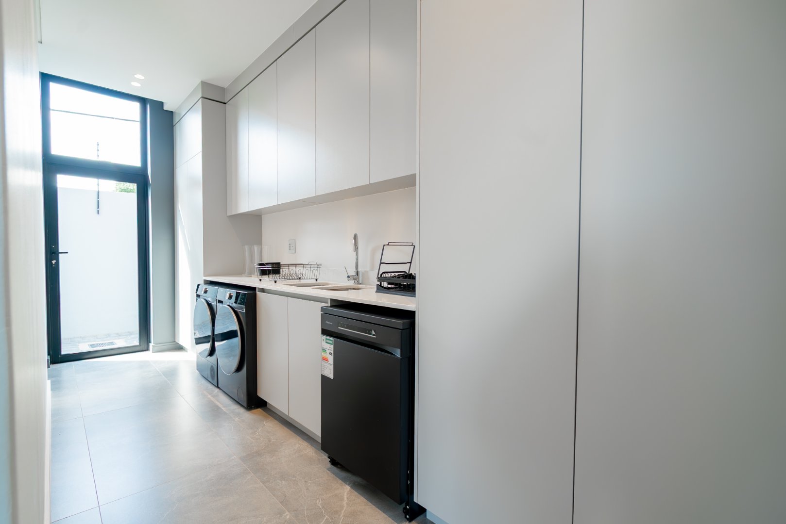 Off-Plan Freehold Luxury in a 24-Hour Boomed Atholl Enclave: Four Final Stands, 12-Month Build