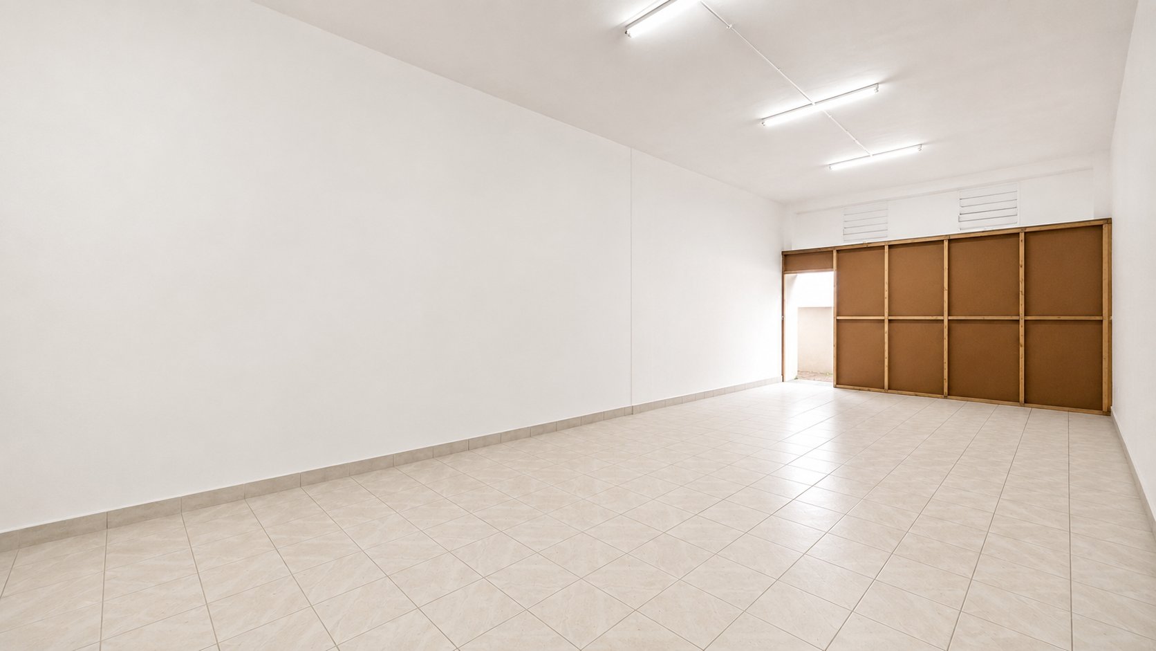 71 m² Ground-Floor Retail Space To Let at 1 on First | Shop 18, Dunvegan photo 9