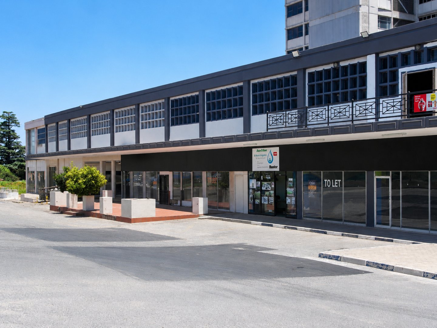 282 m² Ground Floor Retail Space To Let at One on First | Shop 14 | Prime Dunvegan Opportunity photo 10