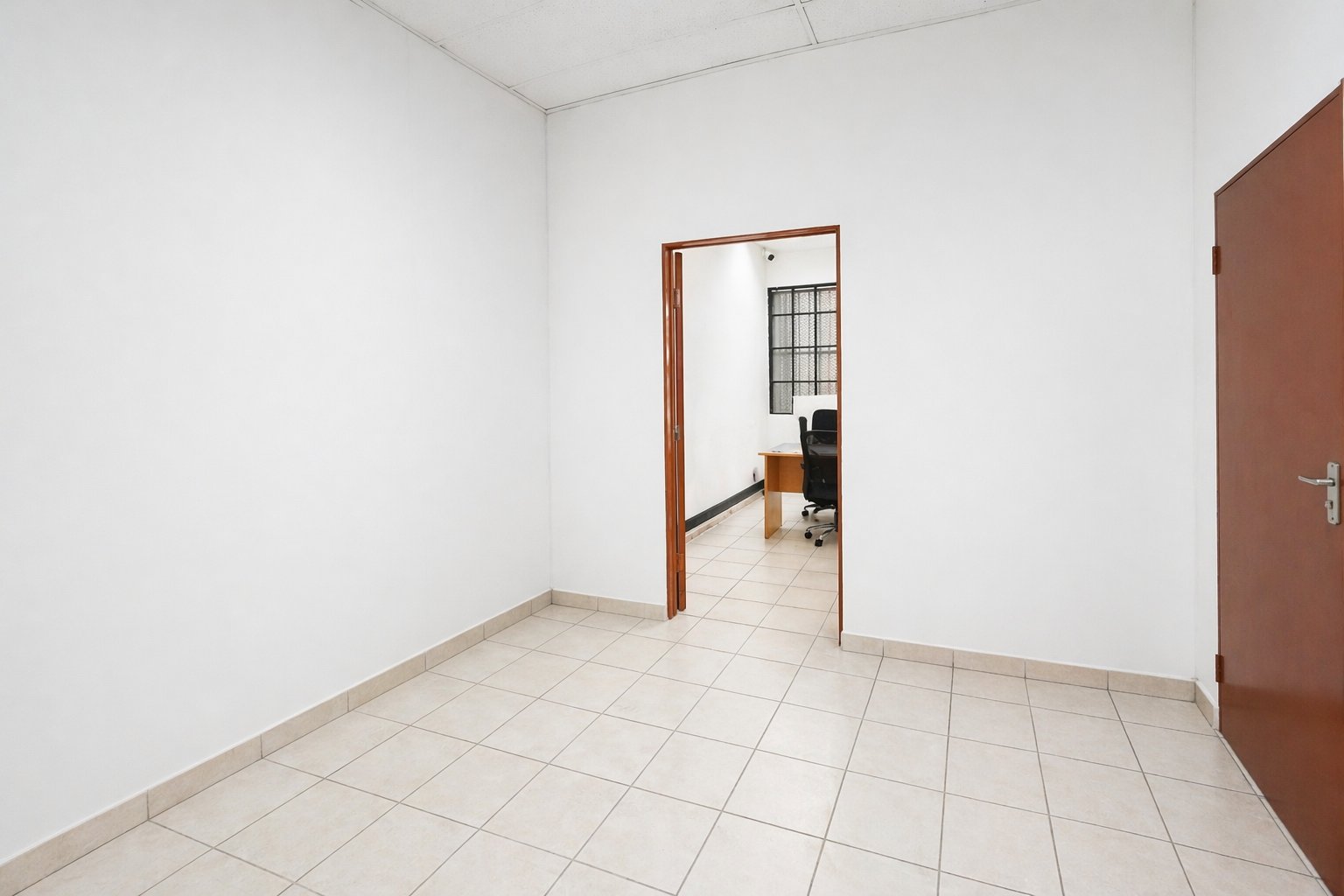 54 m² First Floor Office Suite To Let at Promenade Shopping Centre | Suite 21 | Compact Mbombela CBD Office Space photo 7