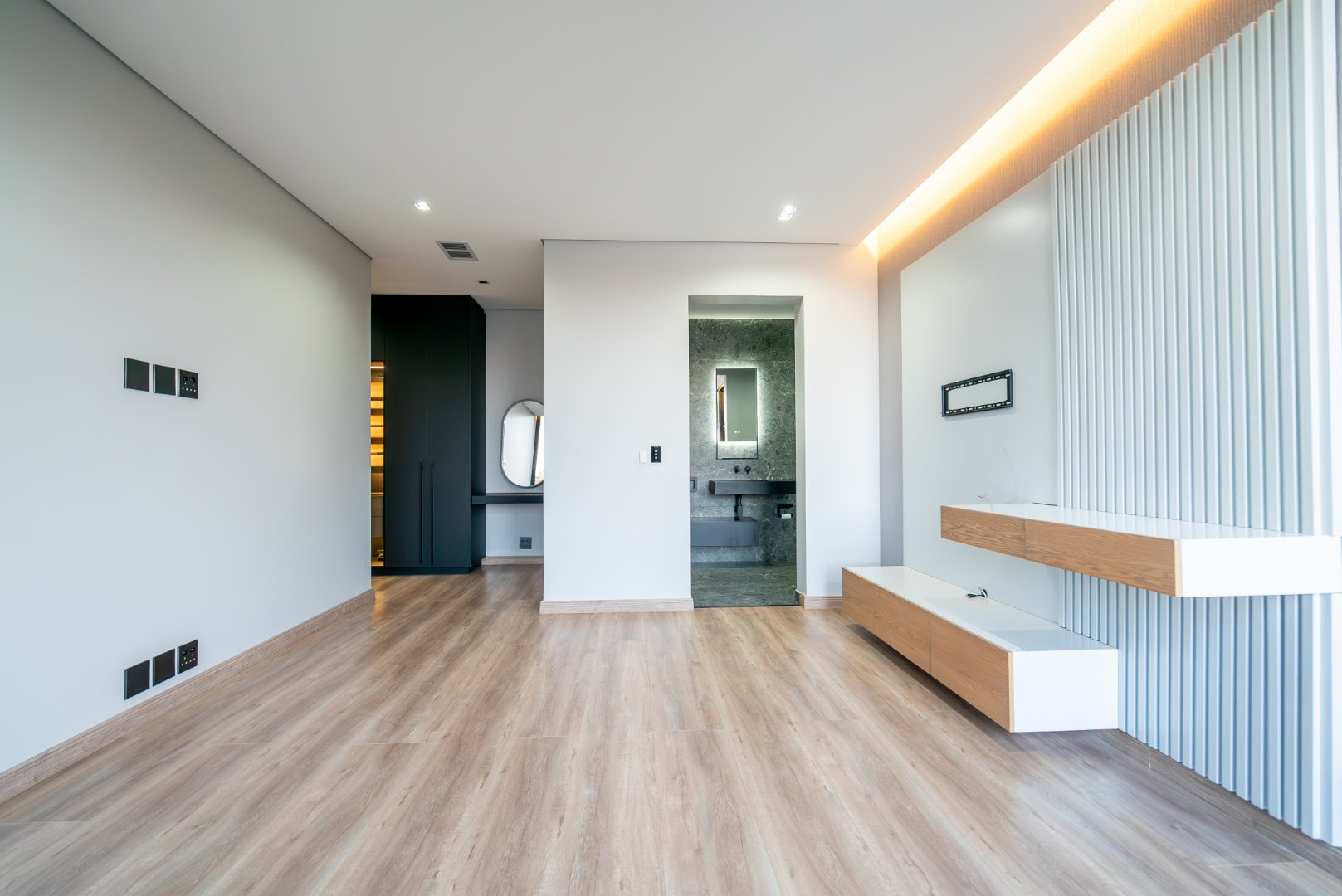 Brand new Modern Cluster Home