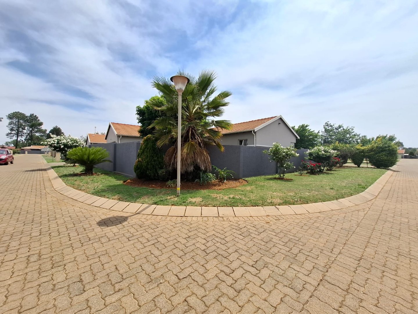 Spacious 3 bedroom Townhouse 
