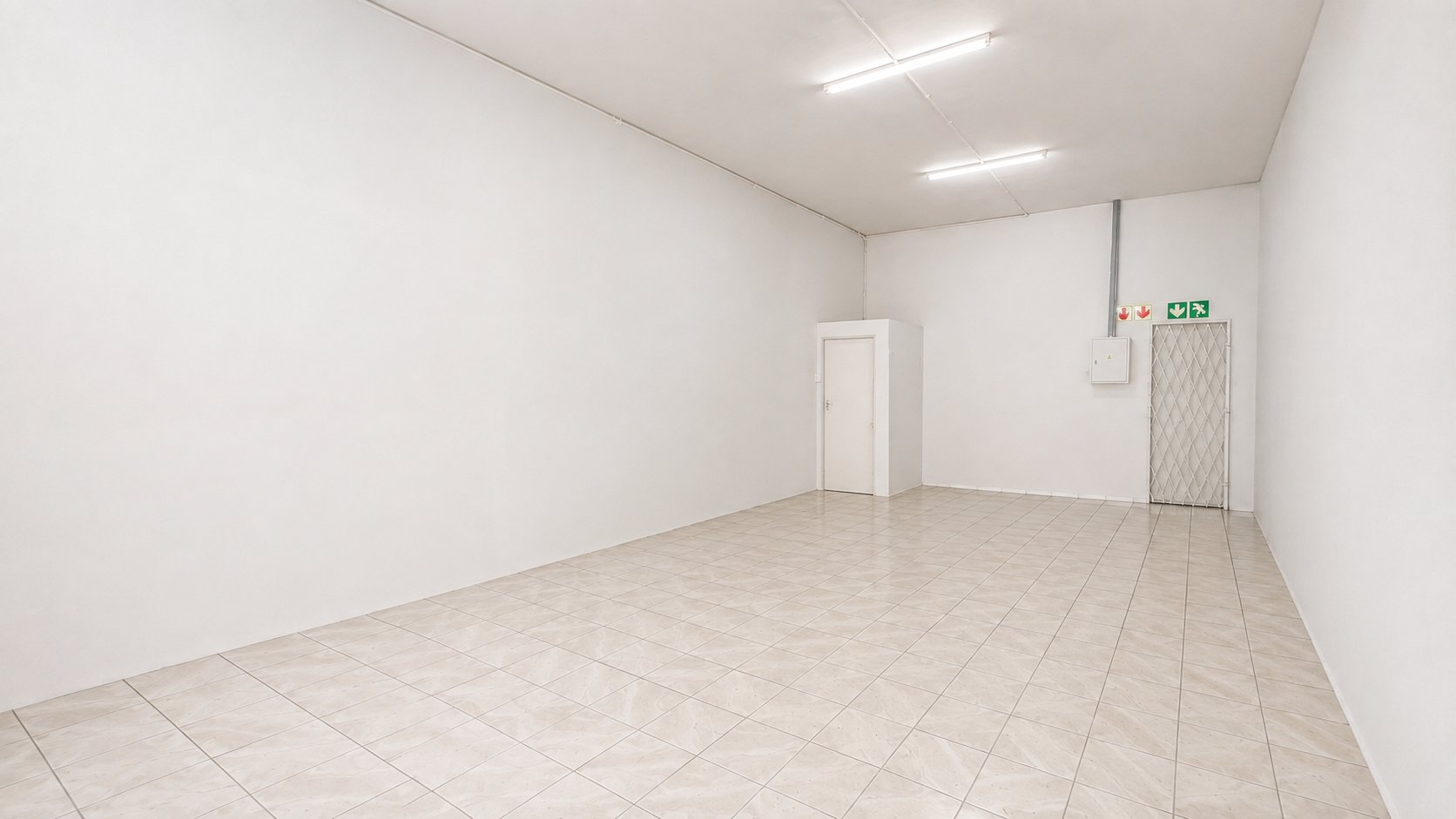 71 m² Ground-Floor Retail Space To Let at 1 on First | Shop 18, Dunvegan photo 12