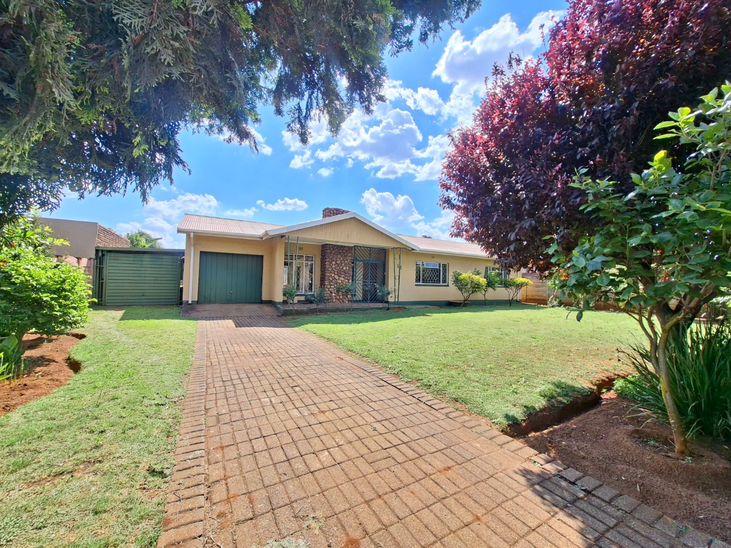 Three-Bedroom Family Home with a Spacious Garden and Braai Area in Meyerton Central!