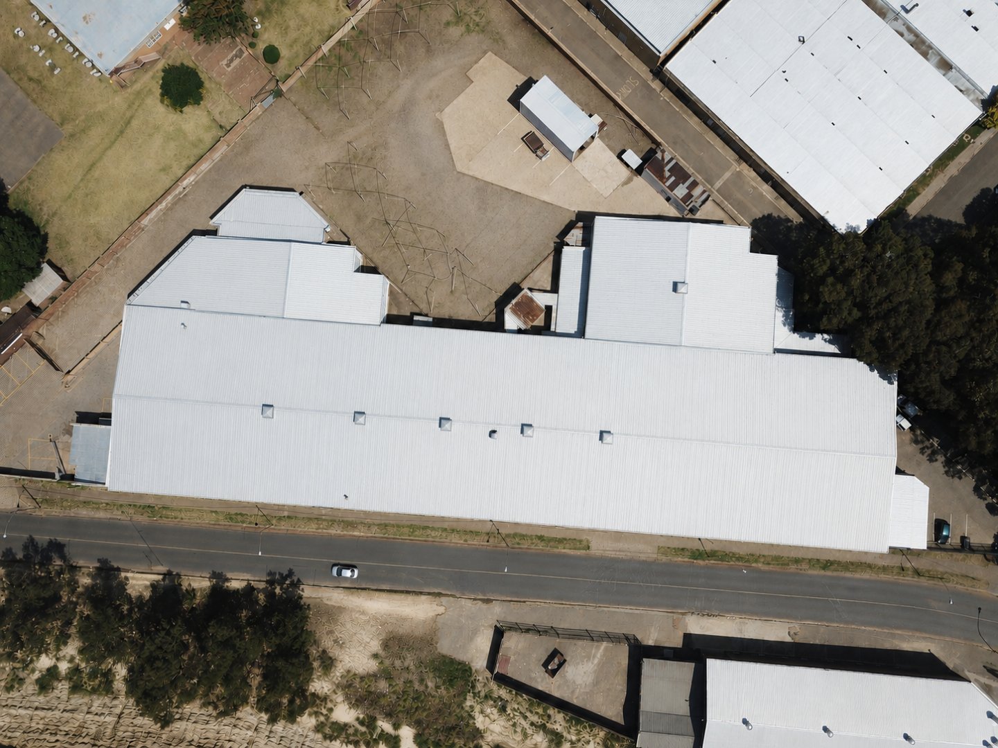1 386 m² Secure Industrial Warehouse to Let at 20 John Street, Selby