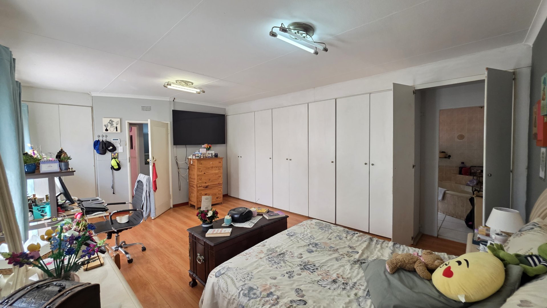 Photo 25