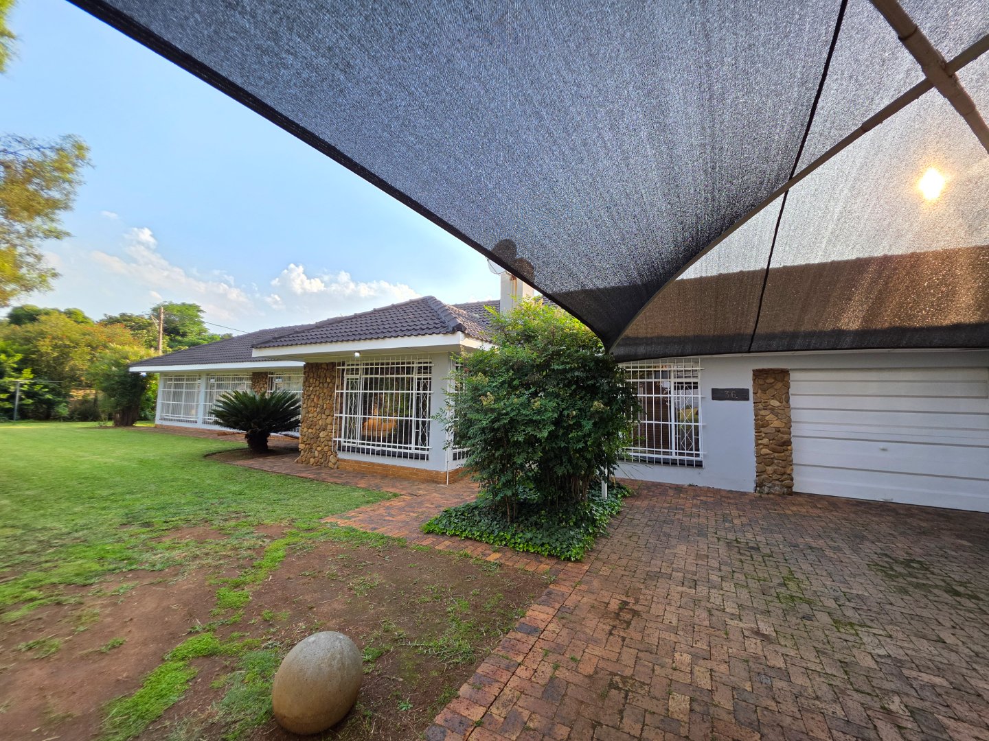 Spacious Family Home with Modern Flatlet & Indoor Pool – Perfect for Dual Living!