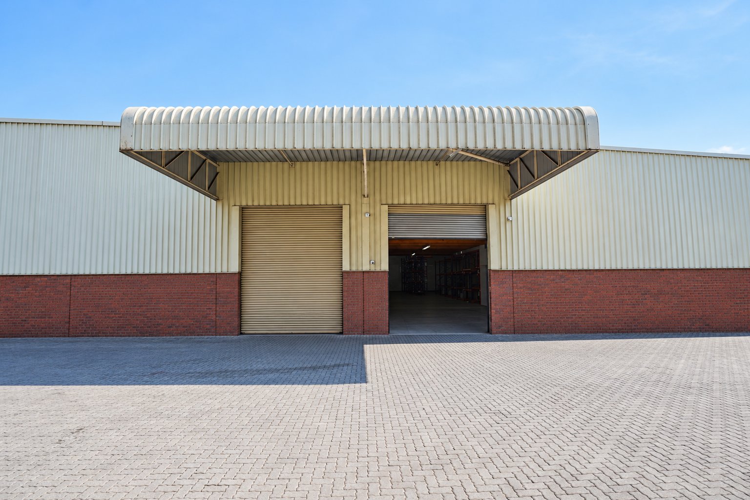 4,060 m² Industrial Warehouse to Let at Laser Park 101 | Honeydew, Johannesburg photo 3