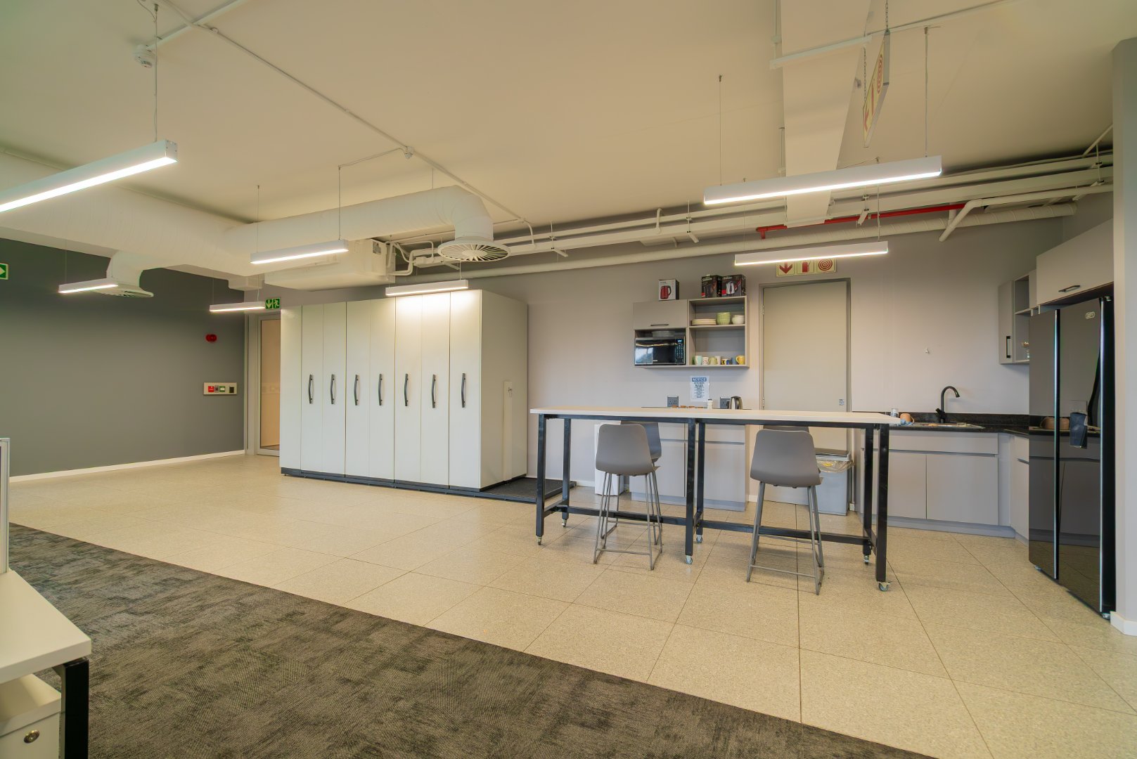 Premium Ground Floor Office To Let | 1,300m² | 105 Corlett Drive, Birnam