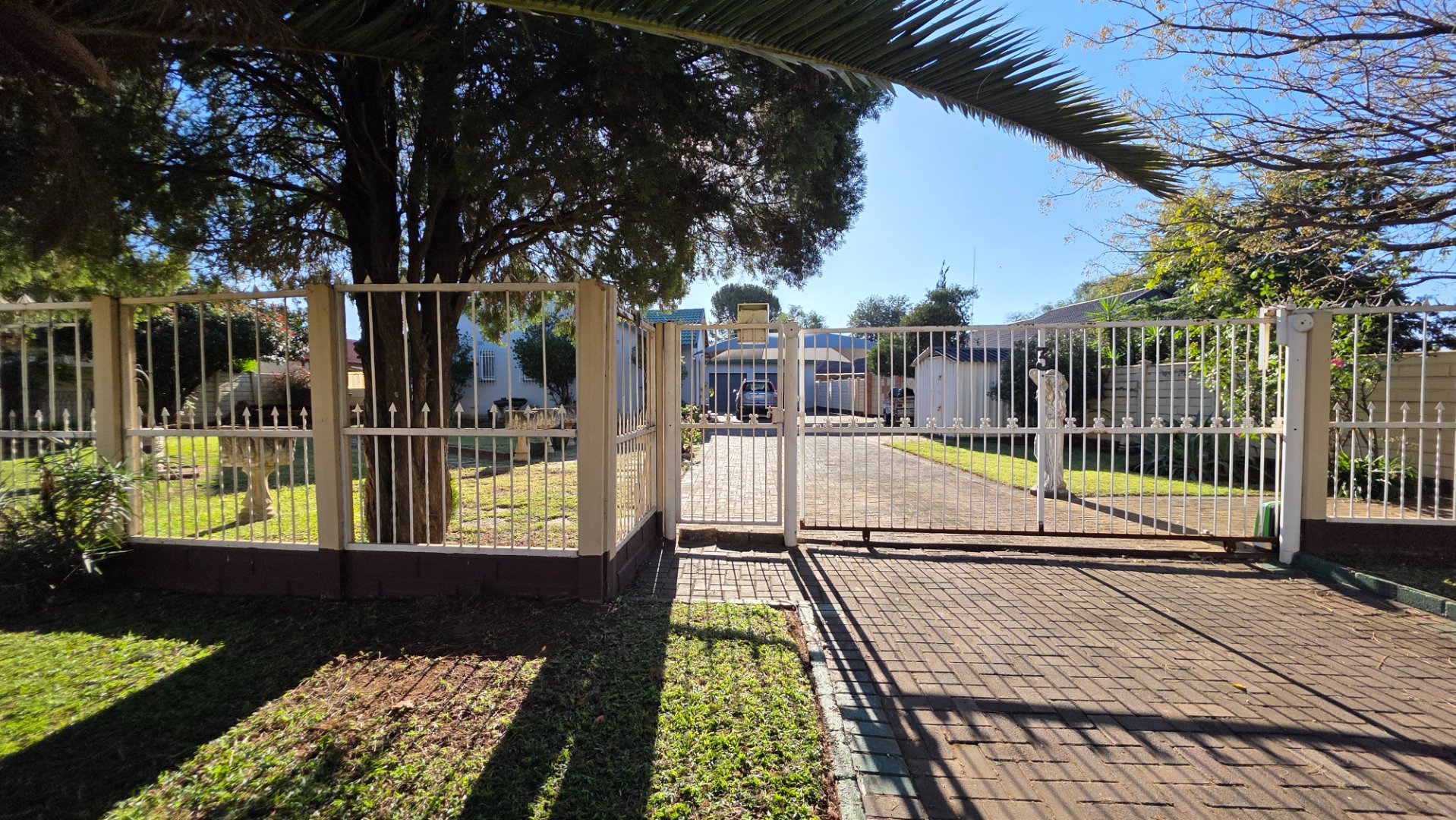 Family haven in Meyerton with open plan living