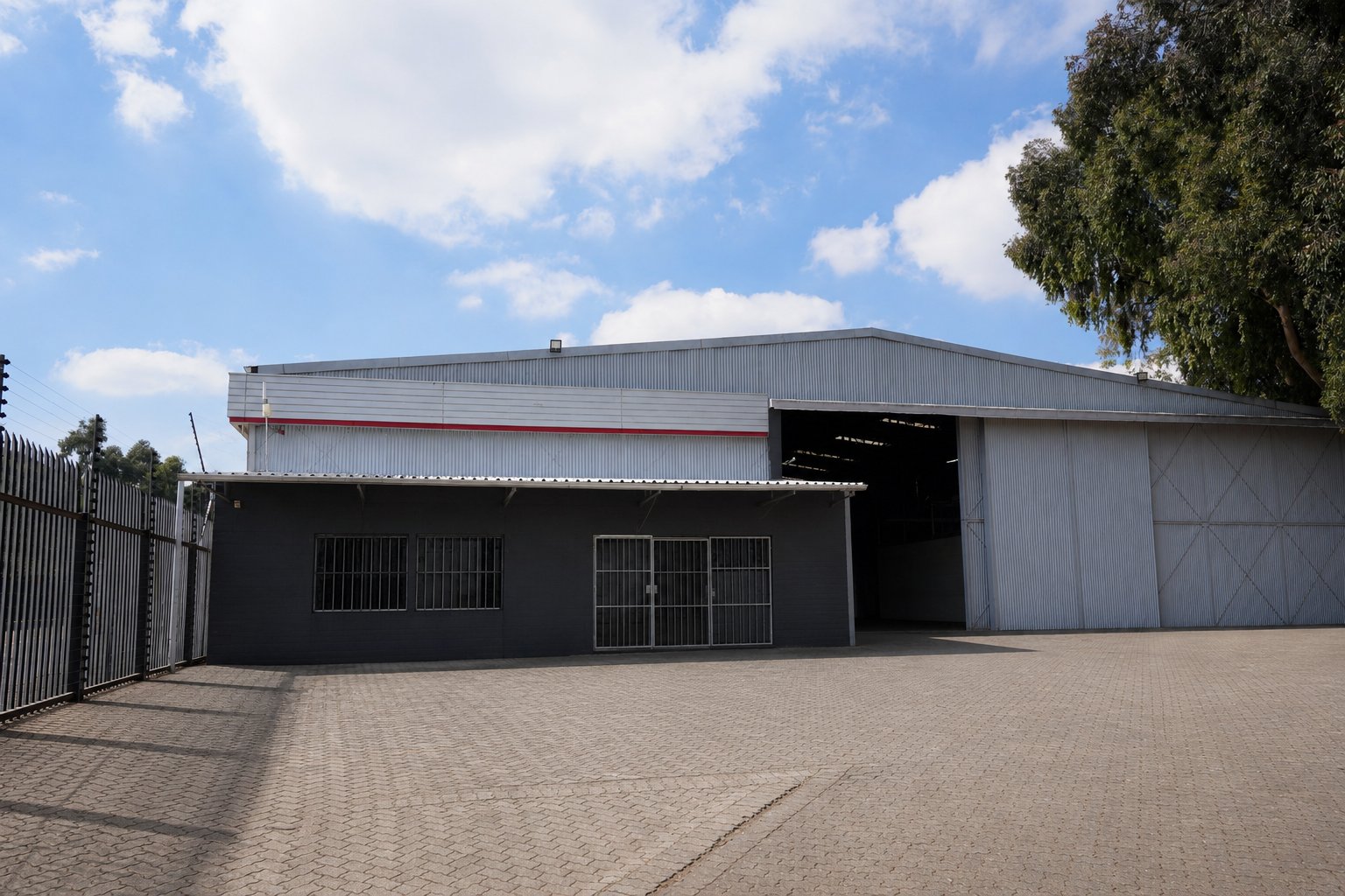 1 386 m² Secure Industrial Warehouse to Let at 20 John Street, Selby photo 7