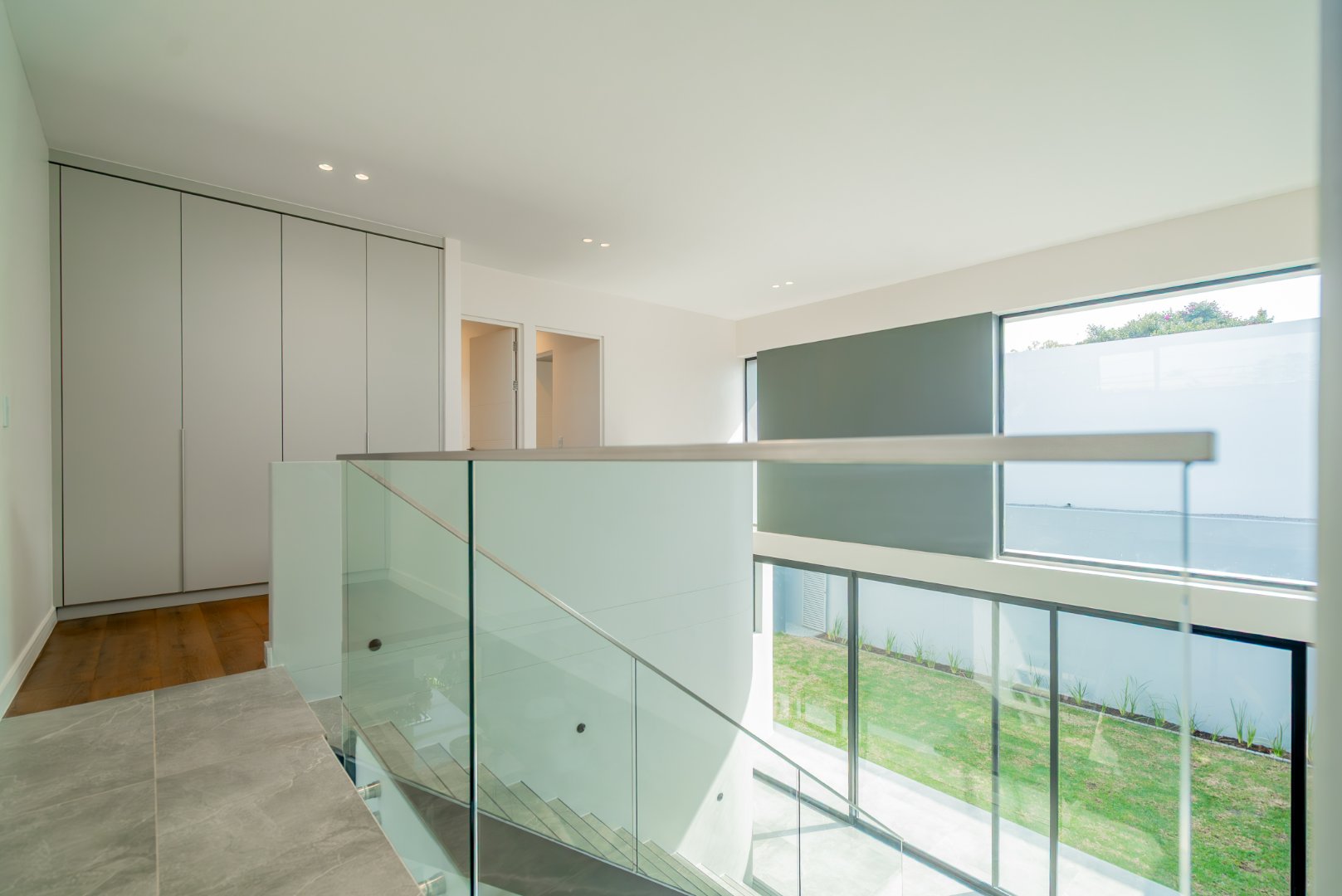 Fully Furnished Brand-new 3-Bed Luxury Rental