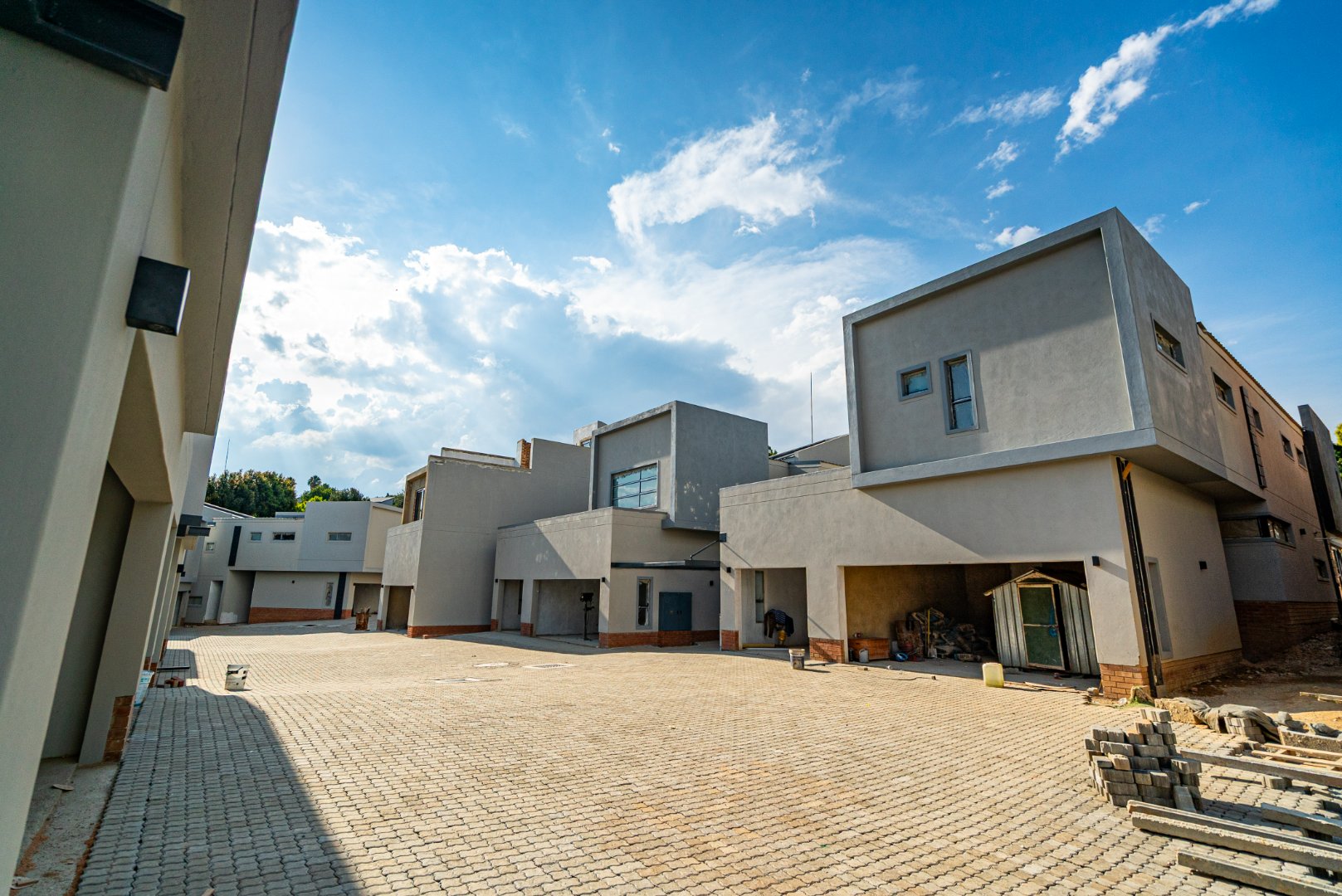 Final 4-Bedroom Signature Residence | Aurora, Hurlingham
