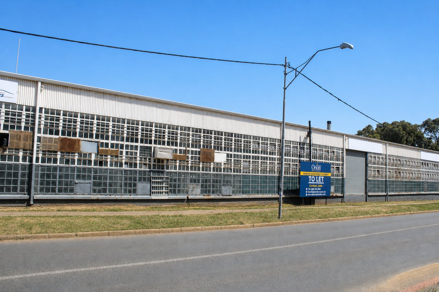 1,036 m² Secure Industrial Warehouse to Let in Selby, Johannesburg photo 5