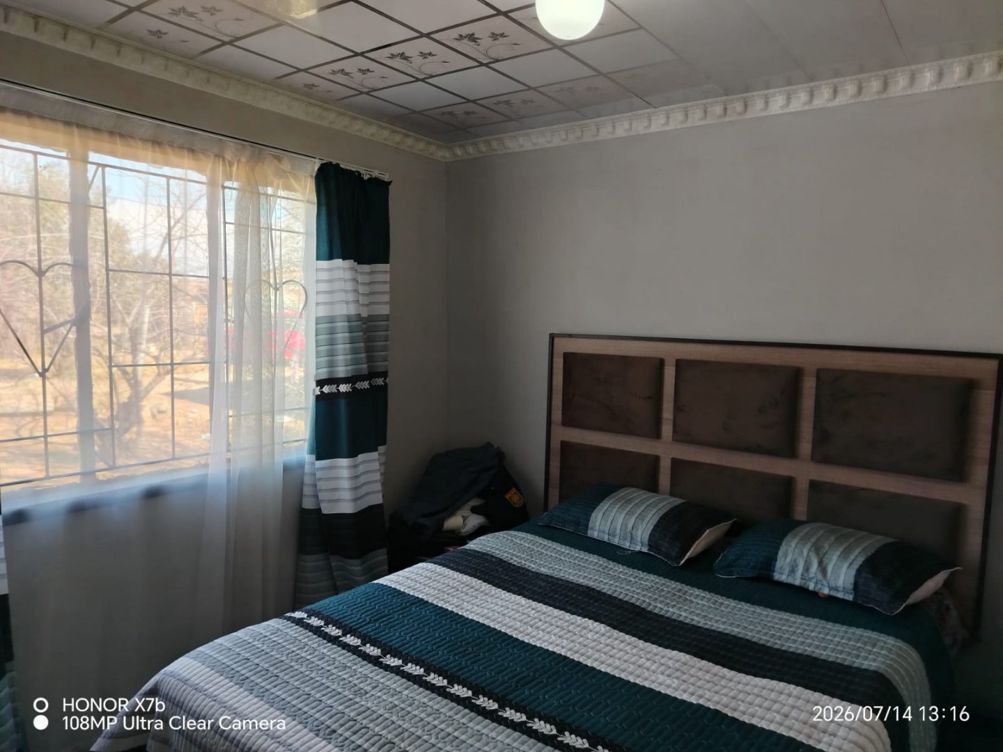Freshly Renovated 2 Bedroom Home With Open-Plan Living in Grasslands photo 5