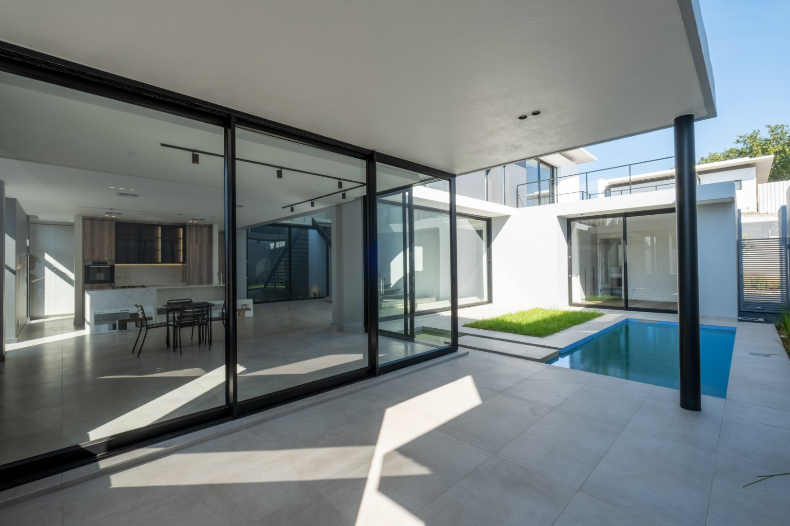Off-Plan Freehold Luxury in a 24-Hour Boomed Atholl Enclave: Four Final Stands, 12-Month Build