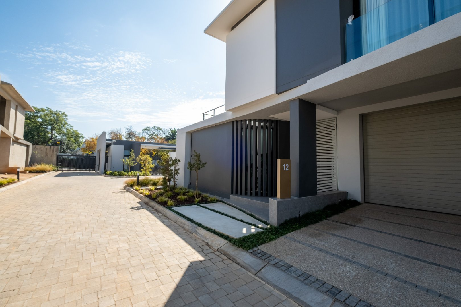 Off-Plan Freehold Luxury in a 24-Hour Boomed Atholl Enclave: Four Final Stands, 12-Month Build