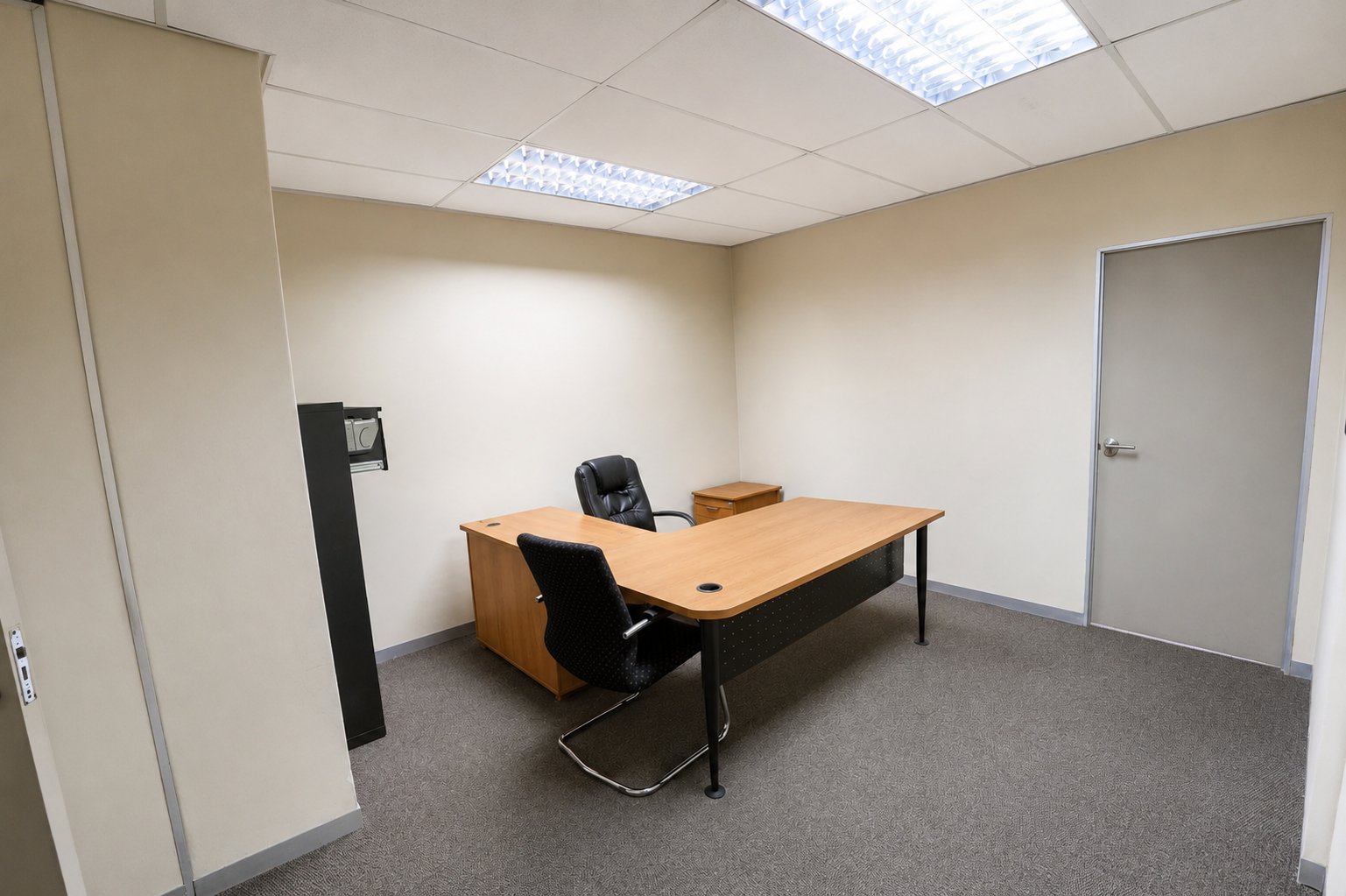 919 m² First Floor Office To Let at 26 Wellington Road | Parktown | Premium Large-Format Workspace photo 10