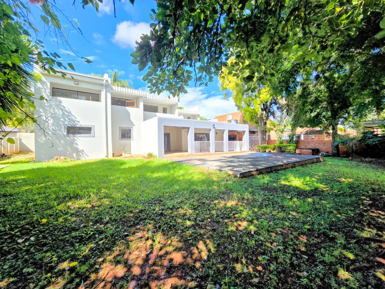 Prime Renovated Double-Storey Home in Montana Park