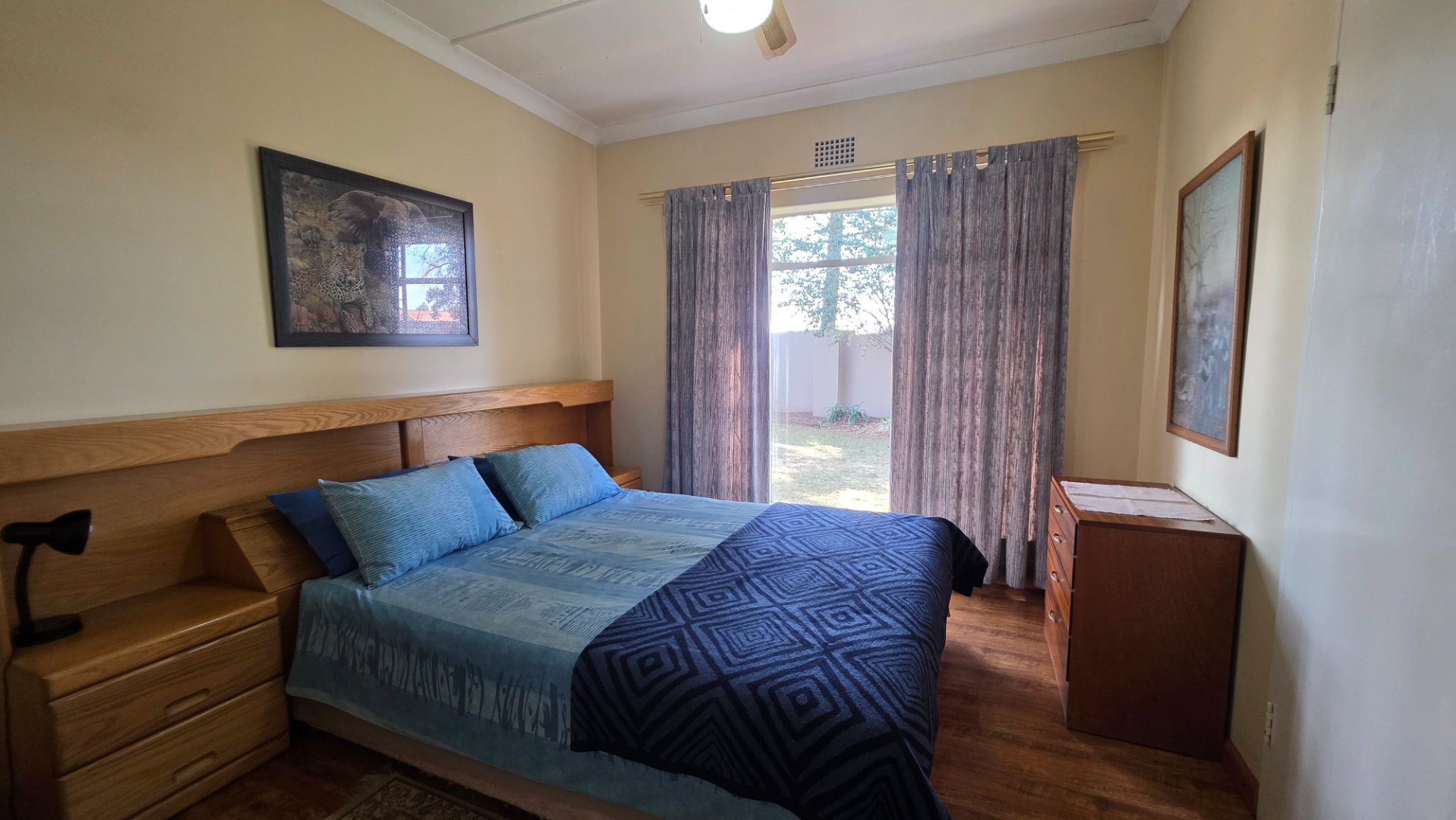 BEDROOM 1