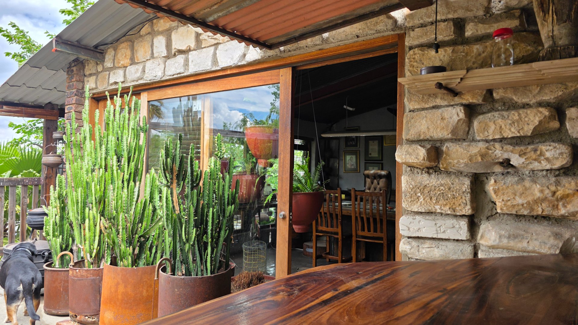 AN EXCEPTIONAL INVESTMENT OPPERTUNITY ,AN  INCOME GENERATING SMALLHOLDING WITH MULTIPLE RENTAL UNITS
